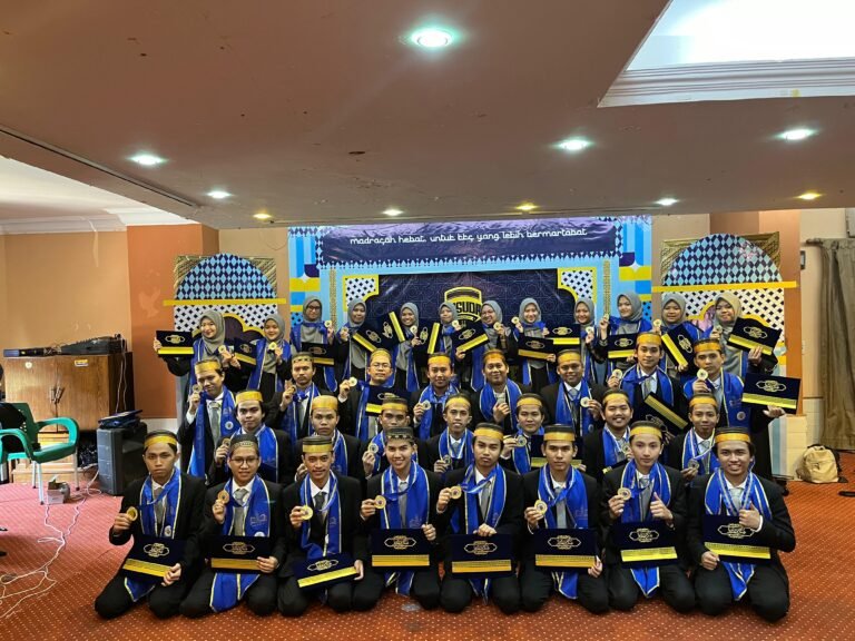 Wisuda Madrasah KKS