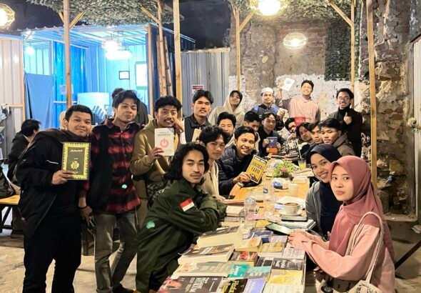 6122732122951847859_121